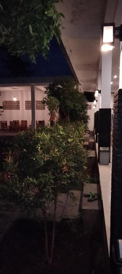 Akalanka Homestay Quần đảo Gili Ngoại thất bức ảnh