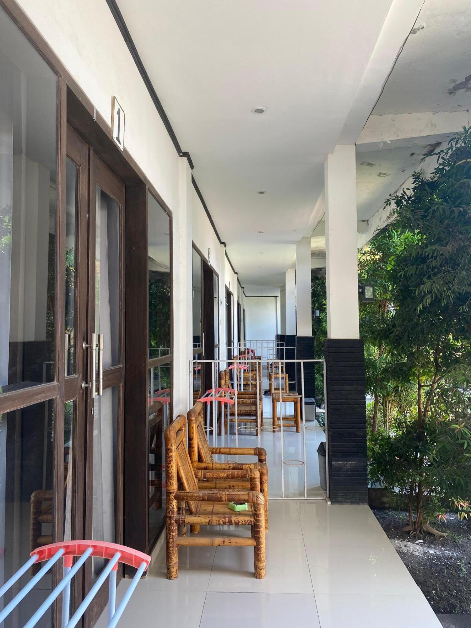 Akalanka Homestay Quần đảo Gili Ngoại thất bức ảnh